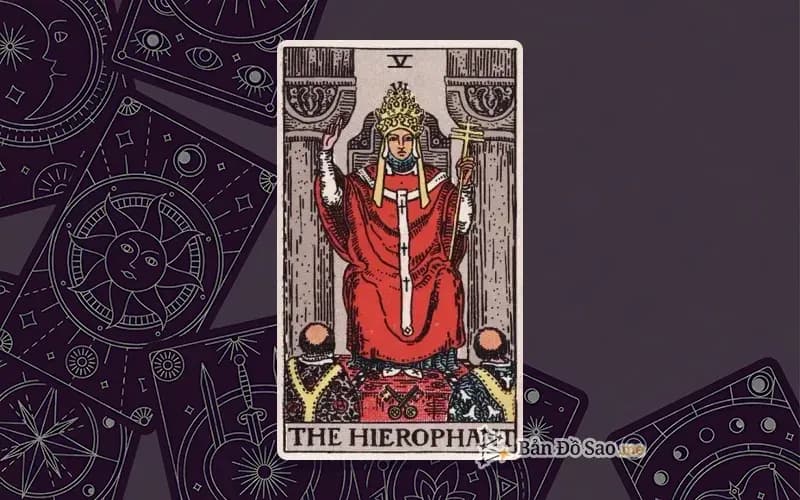 Lá bài Tarot The Hierophant trong bộ Rider Waite Smith với ý nghĩa truyền thống, học hỏi và cộng đồng